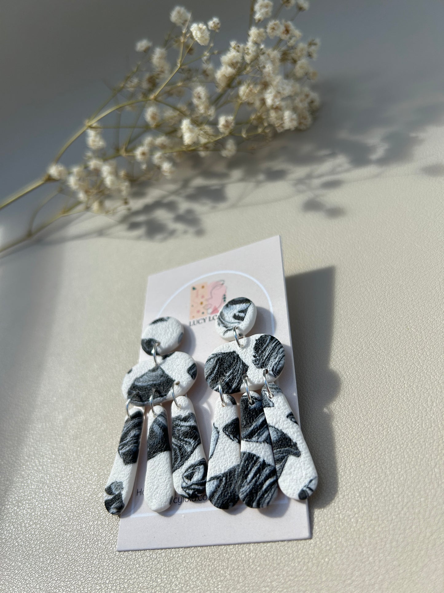 The Quinn - Black and White Pattern on White