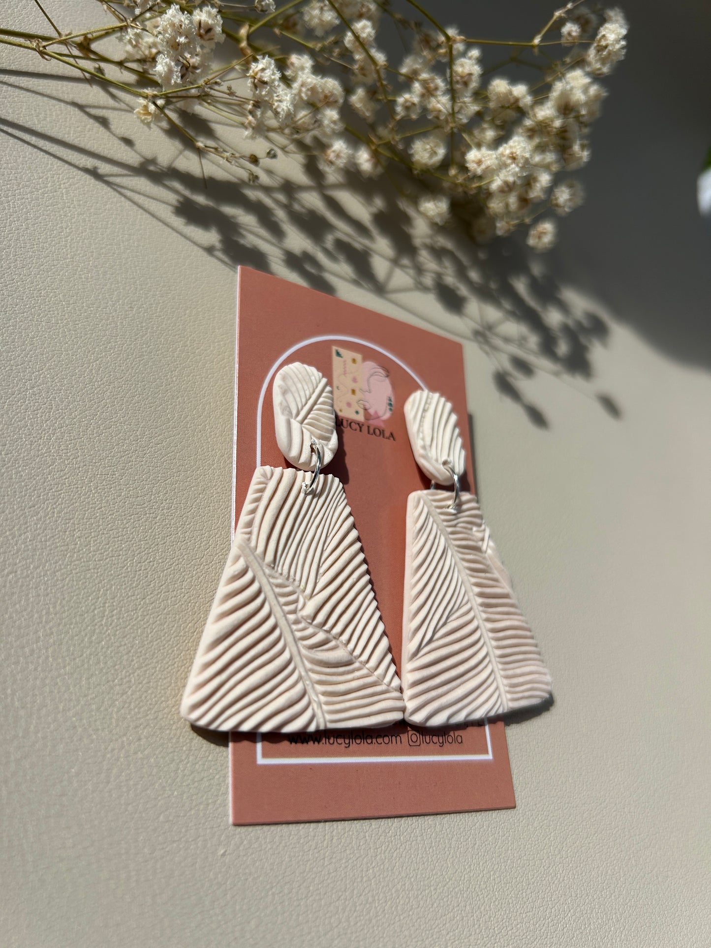 The Sandy - Palm Leaf Texture - Off White