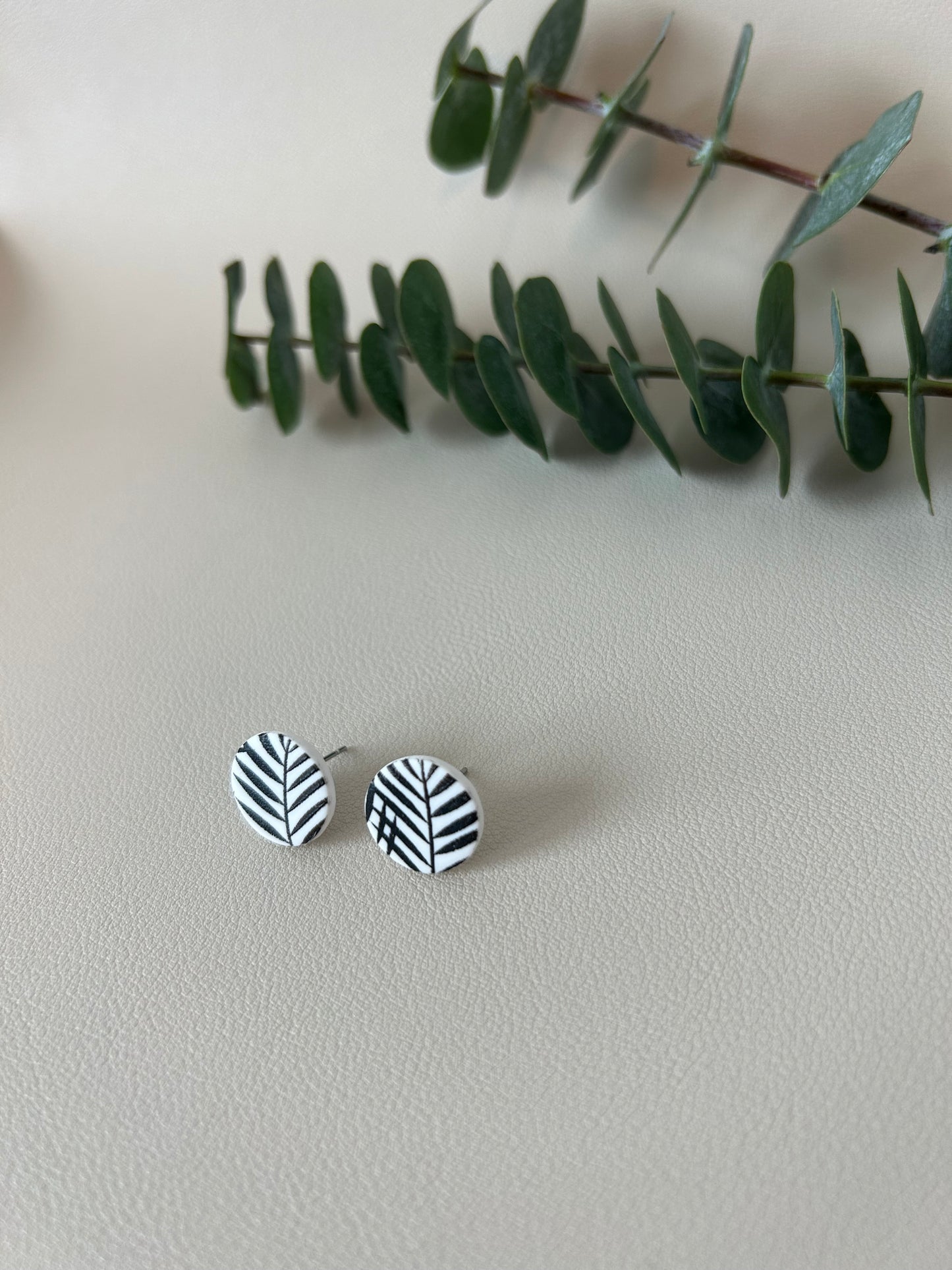 Palm Leaf Printed Studs - Black on White - LucyLola