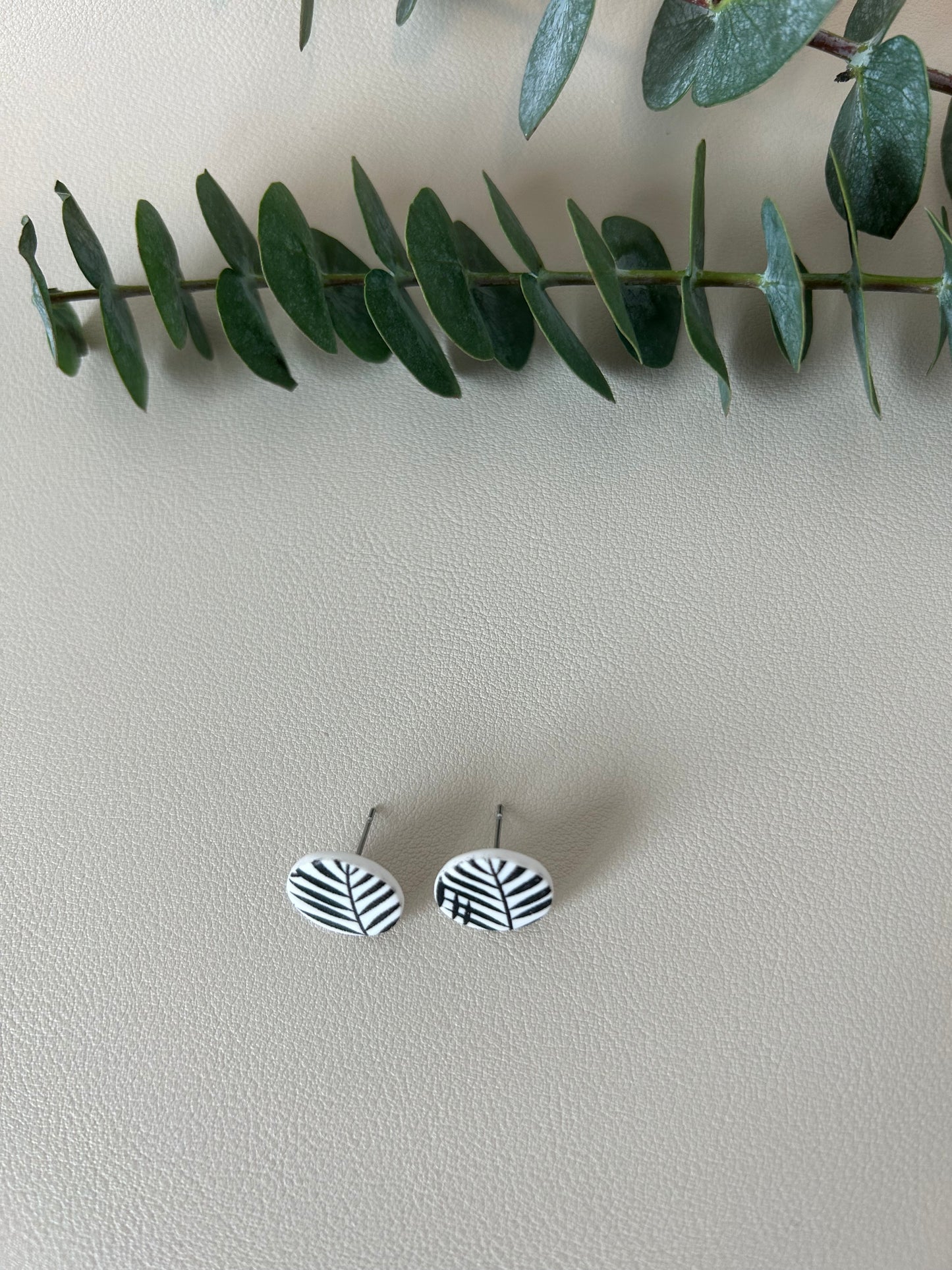 Palm Leaf Printed Studs - Black on White - LucyLola