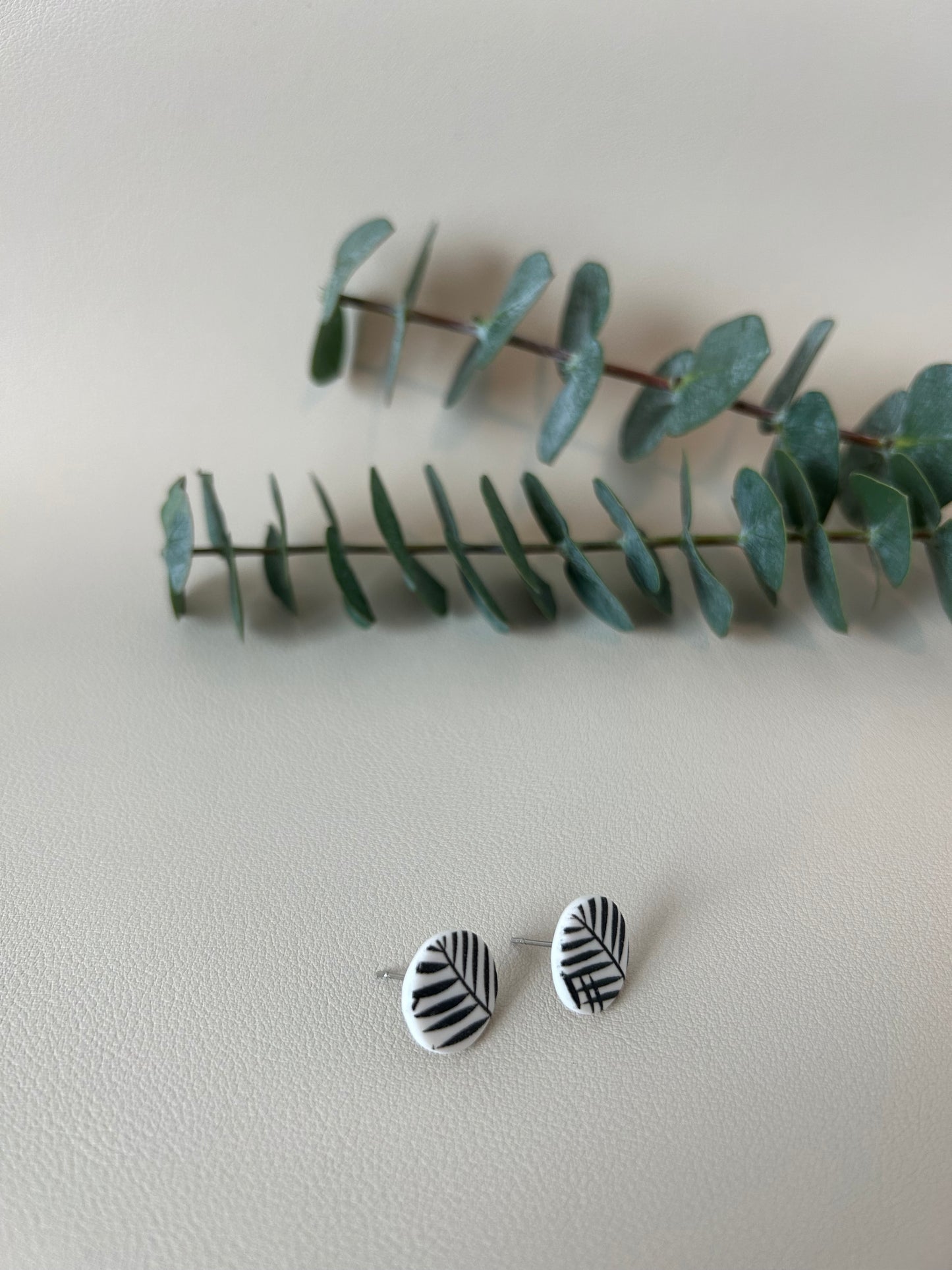 Palm Leaf Printed Studs - Black on White - LucyLola