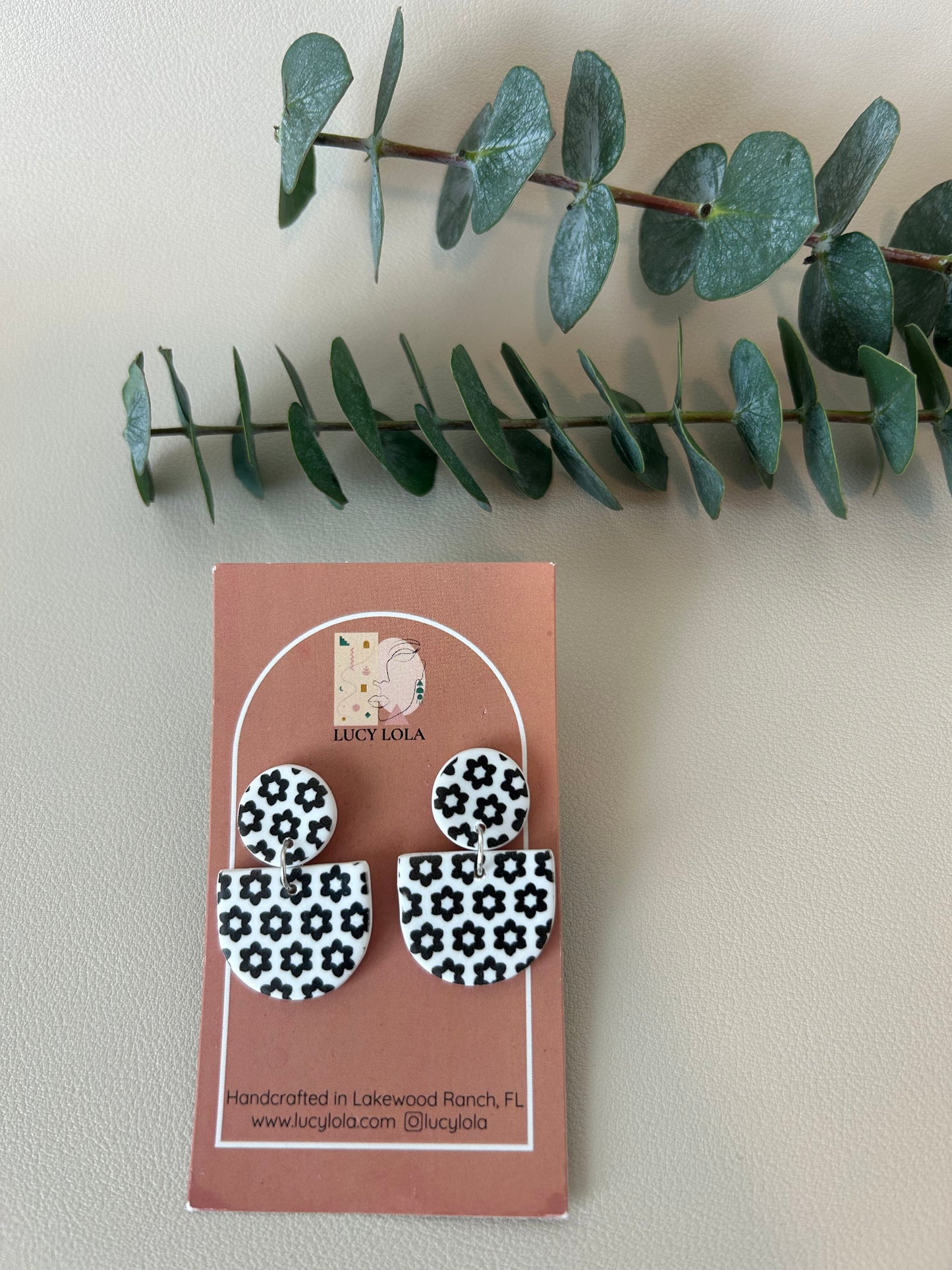 The Aria - Daisy Print - Black on White - LucyLola