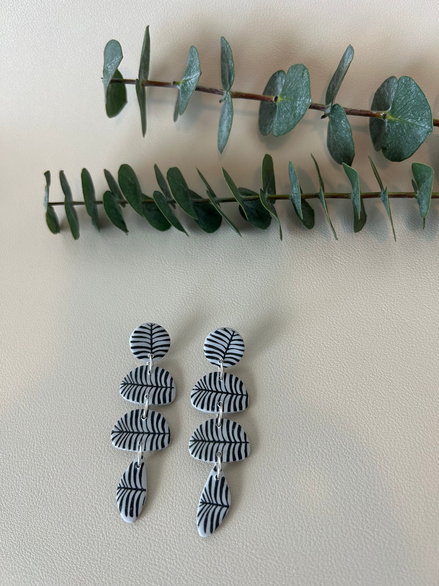 The Octavia - Line Leaf Pattern - Black on Light Grey - LucyLola