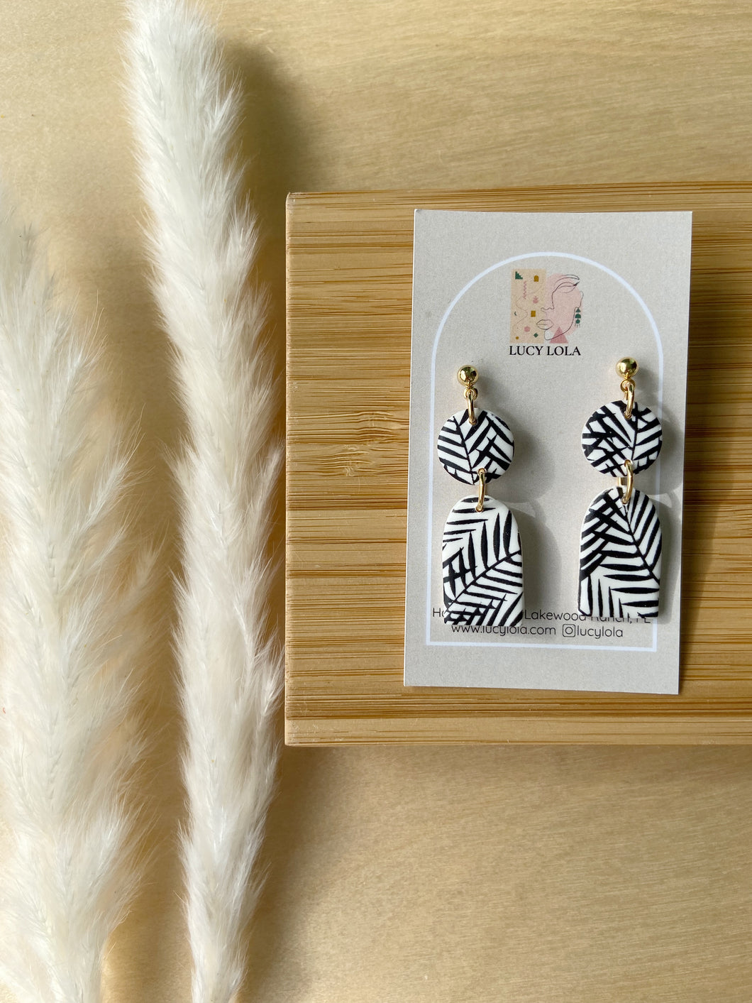 Black & White Palm Leaf - LucyLola 